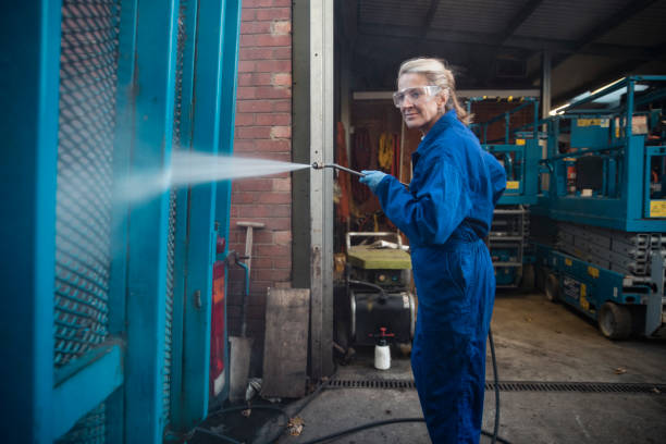 Best Roof Pressure Washing  in Bangor, ME